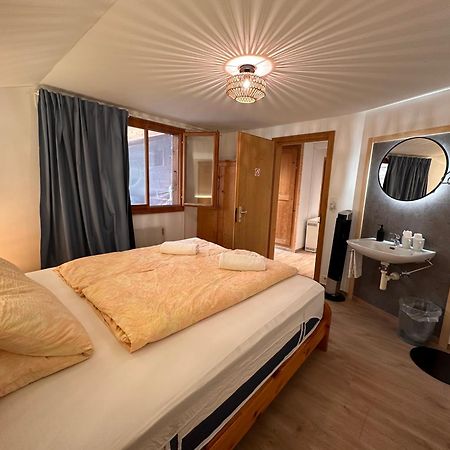 Hotel Wildbach Brienz Бріенц Екстер'єр фото